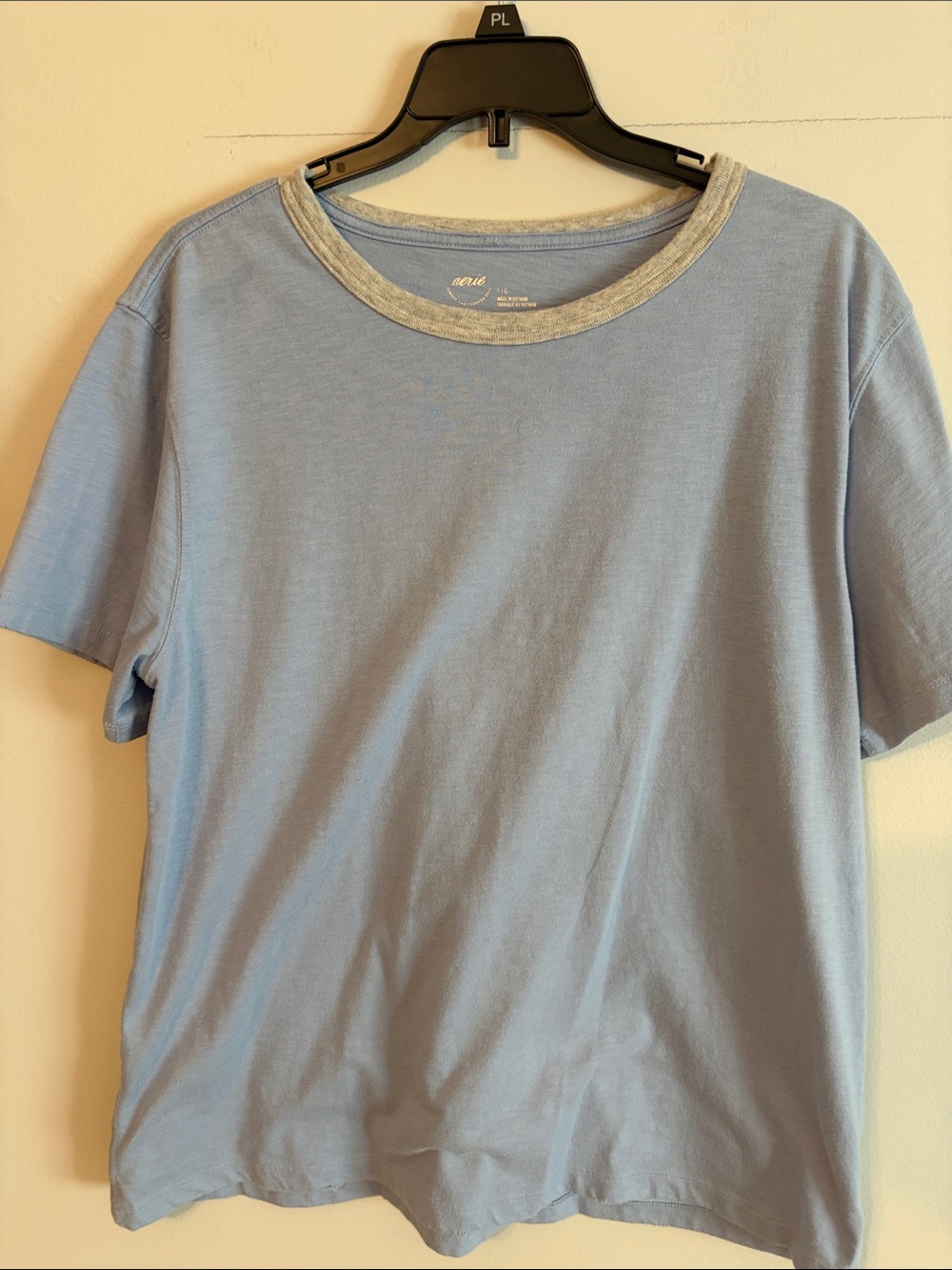 aerie woman’s Sky Blue Tee with Heather Gray Ringer Collar. Large. Cotton/poly